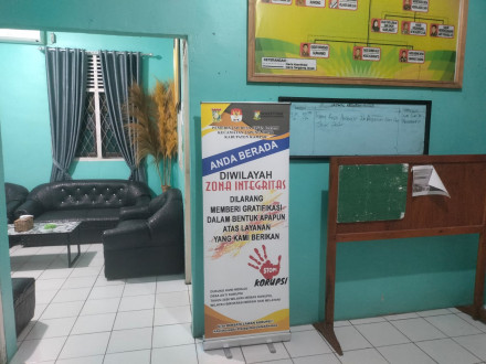 FOTO MAKLUMAT DI KANTOR DESA 2